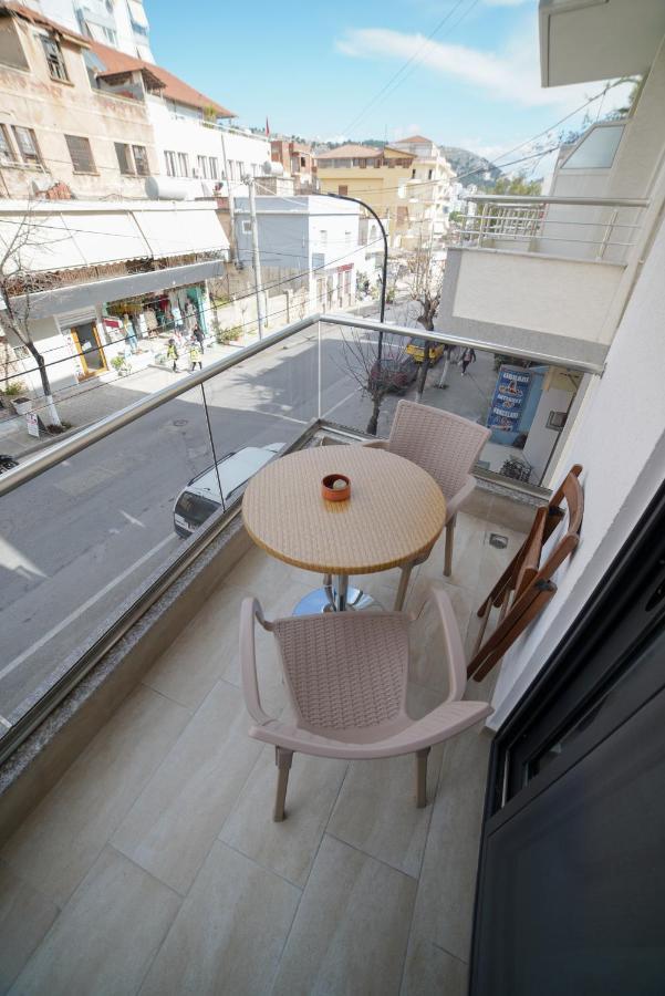 City Glow Apartments Sarandë 外观 照片