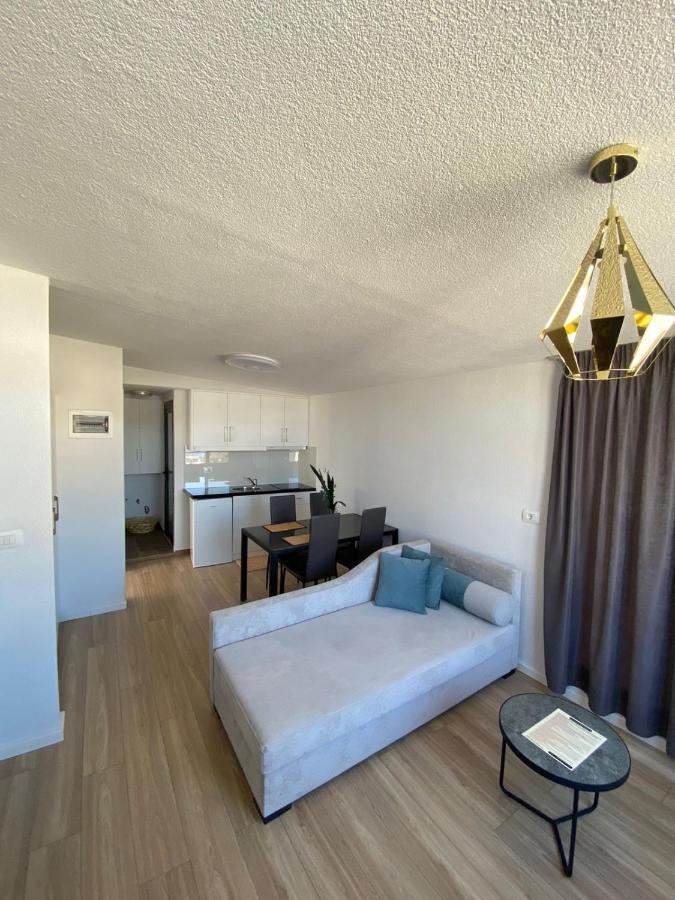 City Glow Apartments Sarandë 外观 照片